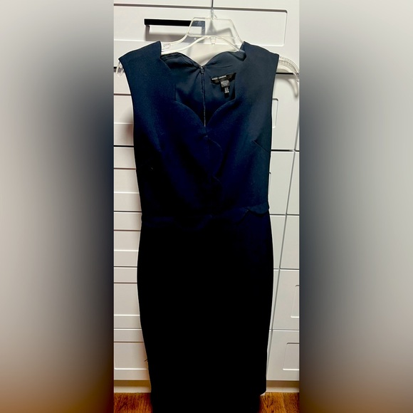 Maggie London scallop navy blue dress NWT (D3) - Picture 1 of 10